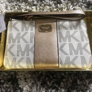 Michael Kors Wristlet